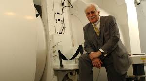 Raymond Damadian. - wynalazca skanera MRI